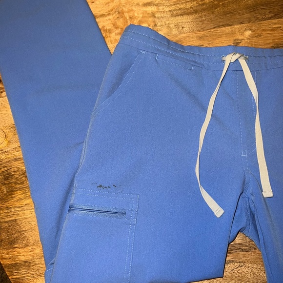 Figs Yola Skinny Scrub Pants - Picture 5 of 11